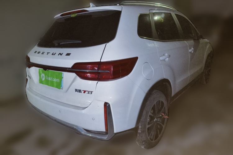 Used Bestune T33 2021 1.2T Manual Luxury Model Rear Right 45 Deg