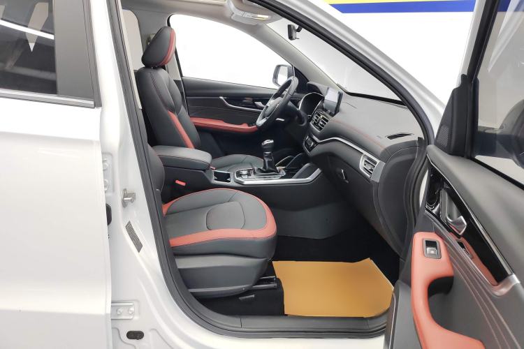 Used Bestune T33 2021 1.2T Manual Luxury Model Right Front Seat