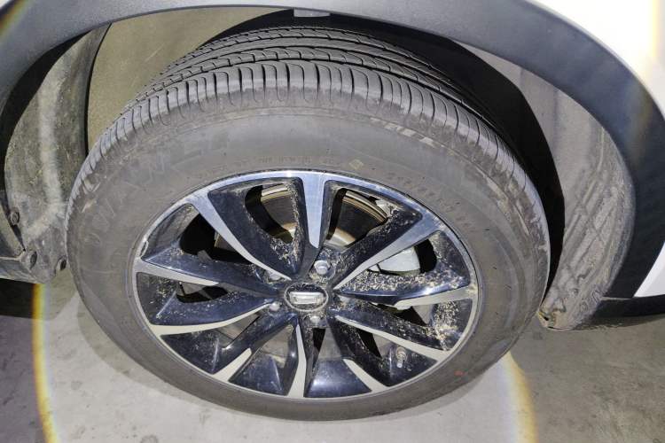 Used Bestune T33 2021 1.2T DCT Luxury Model Right Front Wheel Hub