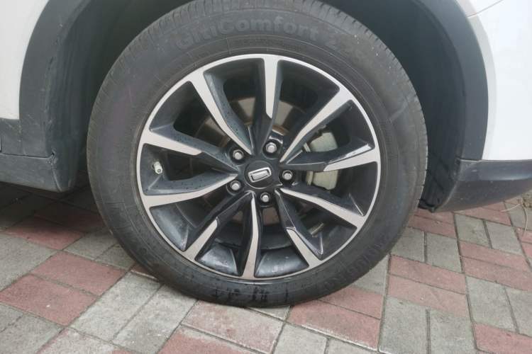 Used Bestune T33 2021 1.2T DCT Luxury Model Right Front Wheel Hub
