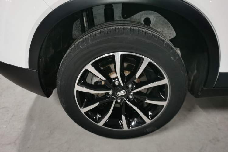 Used Bestune T33 2021 1.2T DCT Luxury Model Right Rear Wheel Hub