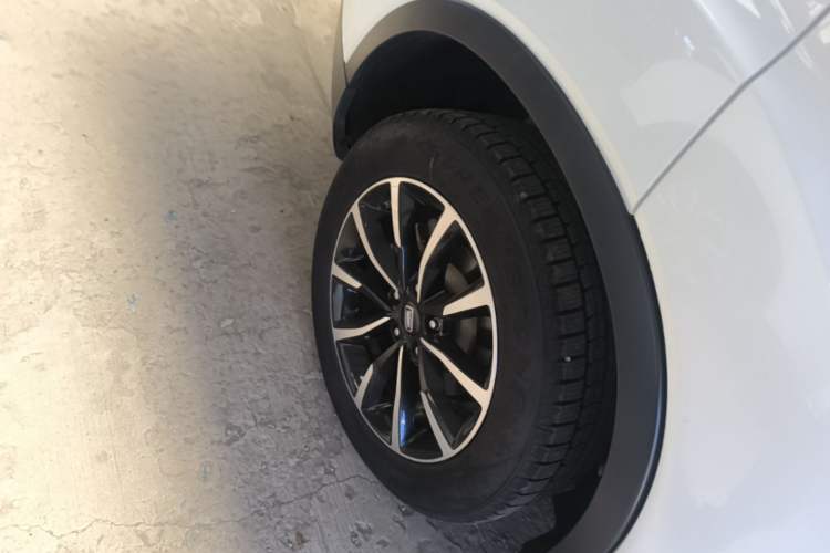 Used Bestune T33 2021 1.2T DCT Luxury Model Right Rear Wheel Hub
