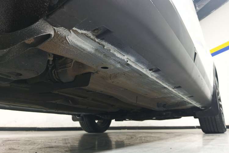 Used Bestune T33 2021 1.2T DCT Luxury Model Right Side Sill