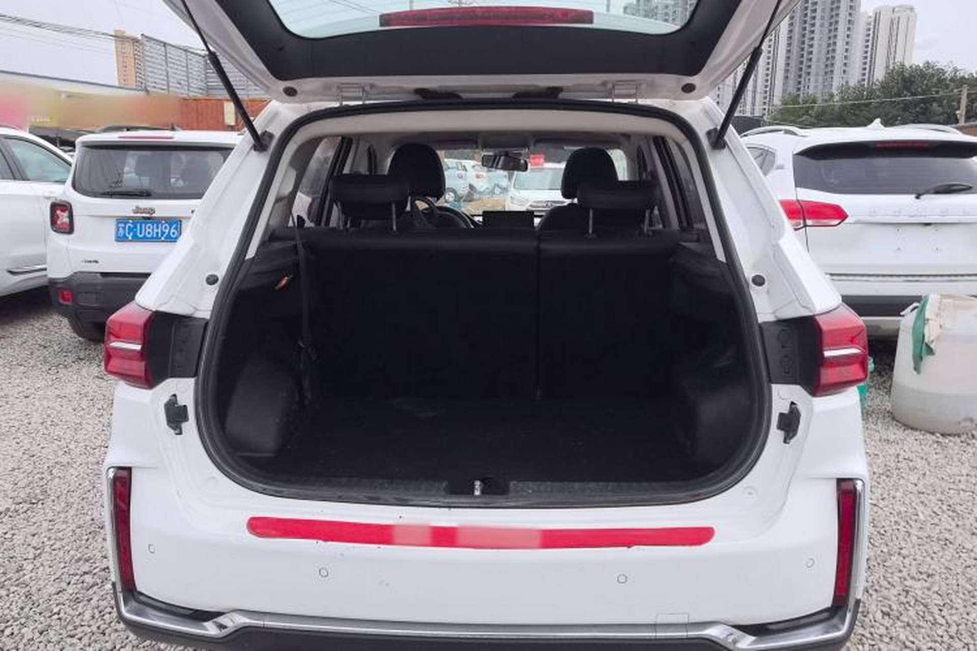 Used Bestune T33 2021 1.2T Manual Luxury Model Trunk
