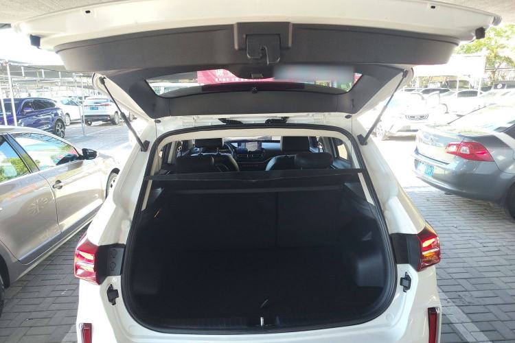 Used Bestune T33 2021 1.2T DCT Luxury Model Trunk