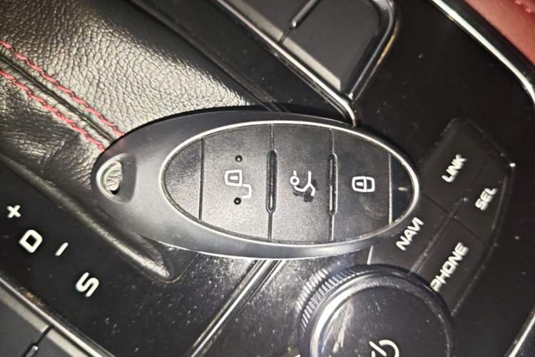 Used Bestune T33 2021 1.2T DCT Luxury Model Vehicle Key