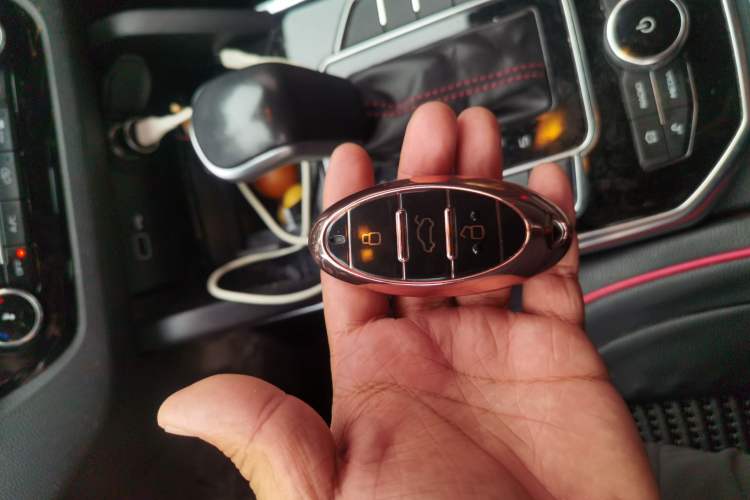 Used Bestune T33 2021 1.2T DCT Luxury Model Vehicle Key