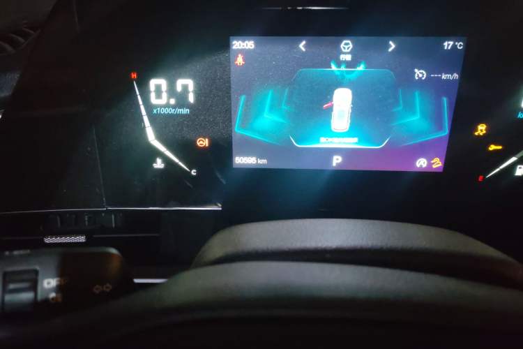 Used Bestune T55 2021 1.5T Automatic Joyful Life Luxury Edition Odometer Close Up