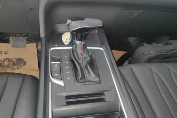 Used Bestune T55 2023 1.5T Automatic Leap Model Gear Lever