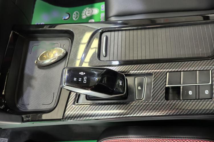 Used Bestune T55 2021 1.5T Automatic Enjoyment & Premium Edition Gear Lever