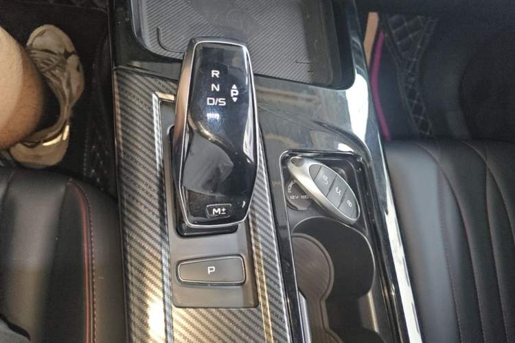 Used Bestune T55 2021 1.5T Automatic Joyful·Prestige Edition Gear Lever