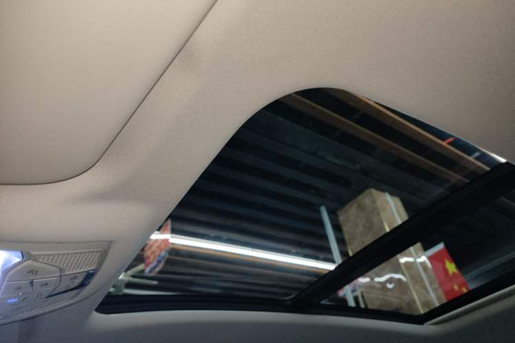 Used Bestune T55 2021 1.5T Automatic Enjoyment · Luxury Edition Headliner