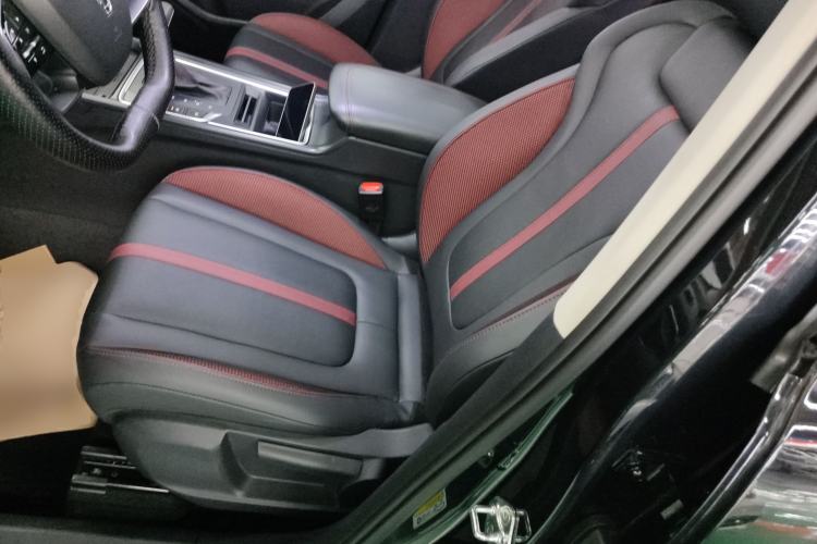 Used Bestune T55 2021 1.5T Automatic Enjoyment · Luxury Edition Left Front Seat