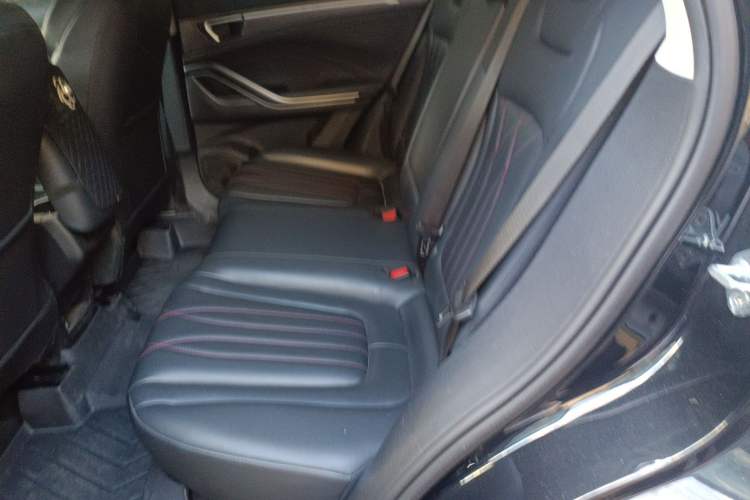 Used Bestune T55 2021 1.5T Automatic Joyful·Prestige Edition Left Rear Seat