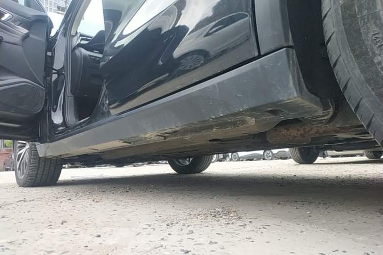 Used Bestune T55 2021 1.5T Automatic Enjoyment & Premium Edition Left Side Sill