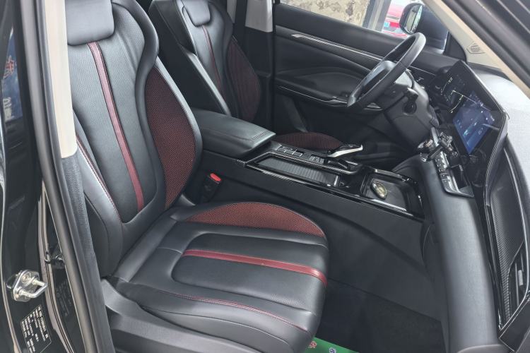 Used Bestune T55 2021 1.5T Automatic Enjoyment & Premium Edition Right Front Seat