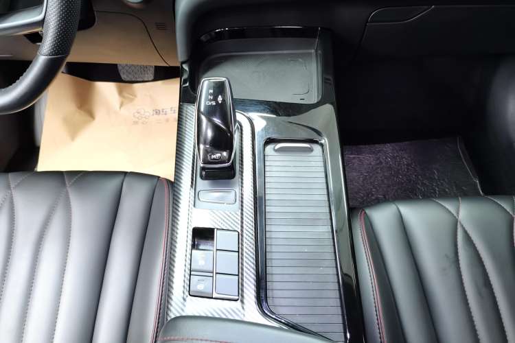 Used Bestune T55 2021 1.5T Automatic Joyful·Prestige Edition Gear Lever