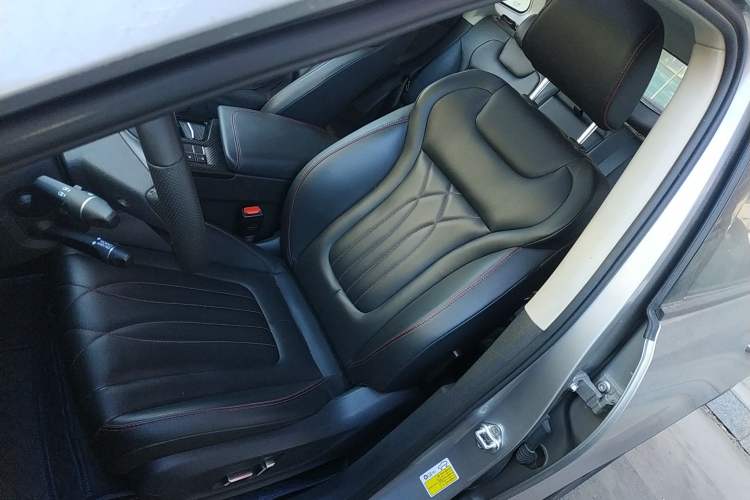 Used Bestune T55 2021 1.5T Automatic Joyful·Prestige Edition Left Front Seat