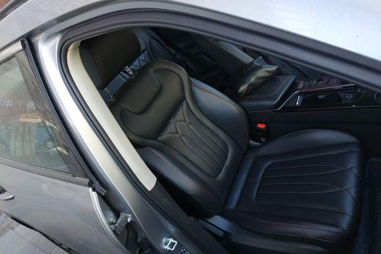 Used Bestune T55 2021 1.5T Automatic Joyful·Prestige Edition Right Front Seat