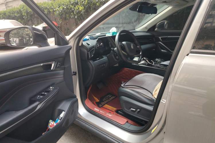 Used Bestune T55 2021 1.5T Automatic Enjoyment · Luxury Edition Driver Seat