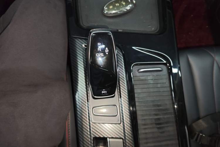 Used Bestune T55 2021 1.5T Automatic Joyful·Prestige Edition Gear Lever