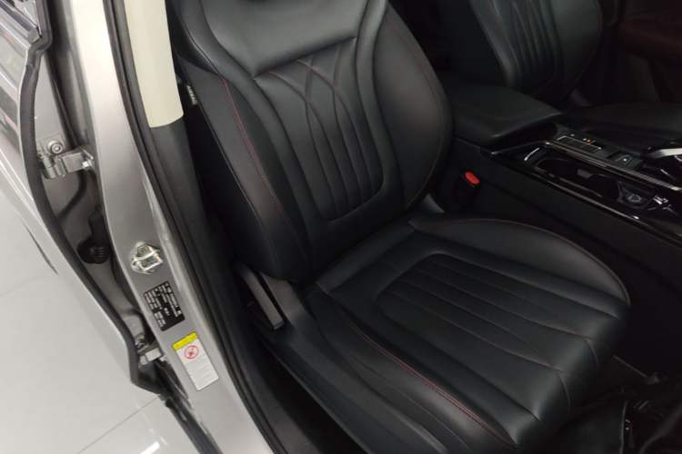 Used Bestune T55 2021 1.5T Automatic Joyful·Prestige Edition Right Front Seat
