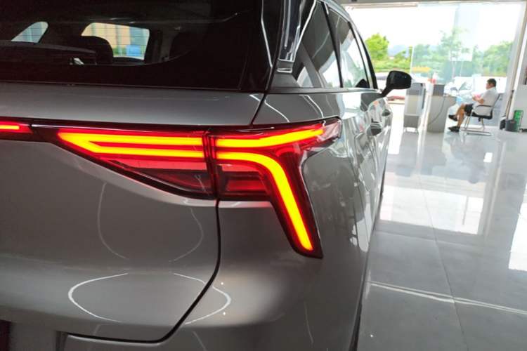 Used Bestune T55 2021 1.5T Automatic Joyful·Prestige Edition Right Rear Taillight
