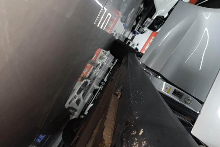 Used Bestune T55 2021 1.5T Automatic Joyful·Prestige Edition Right Side Sill