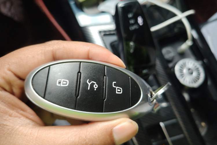 Used Bestune T55 2021 1.5T Automatic Enjoyment · Luxury Edition Vehicle Key