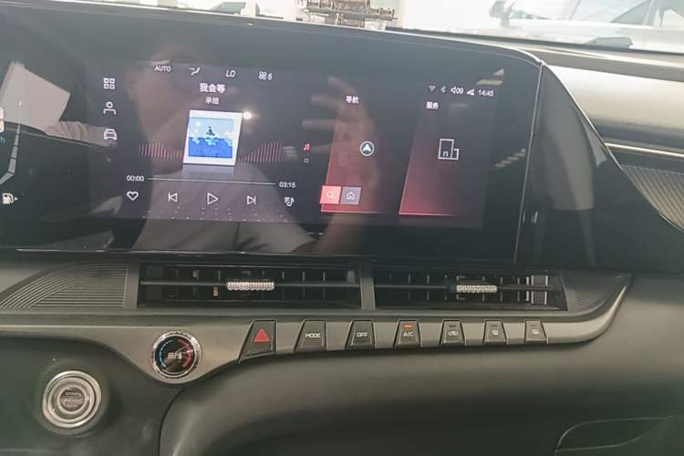 Used Bestune T55 2021 1.5T Automatic Joyful Life Luxury Edition Audio And AC Panel