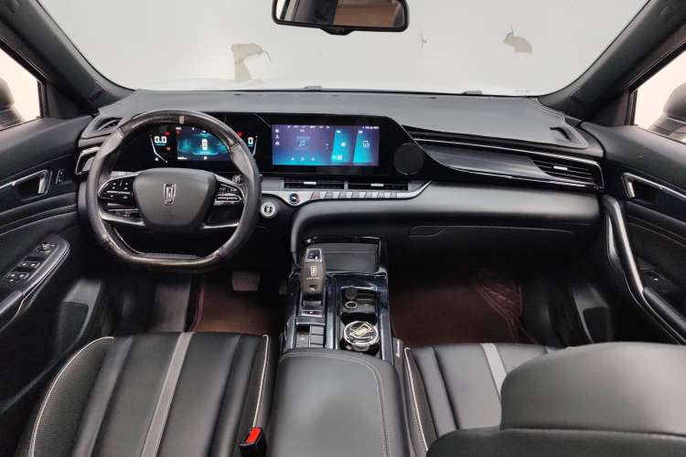 Used Bestune T55 2021 1.5T Automatic Enjoyment & Premium Edition Center Console