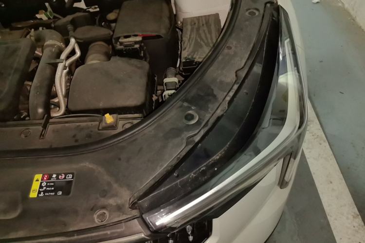 Used Bestune T55 2021 1.5T Automatic Joyful·Prestige Edition Engine Bay Left