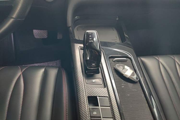 Used Bestune T55 2021 1.5T Automatic Joyful·Prestige Edition Gear Lever