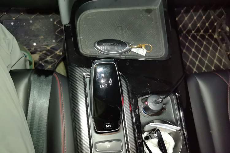 Used Bestune T55 2021 1.5T Automatic Joyful·Prestige Edition Gear Lever