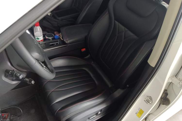 Used Bestune T55 2021 1.5T Automatic Joyful·Prestige Edition Left Front Seat