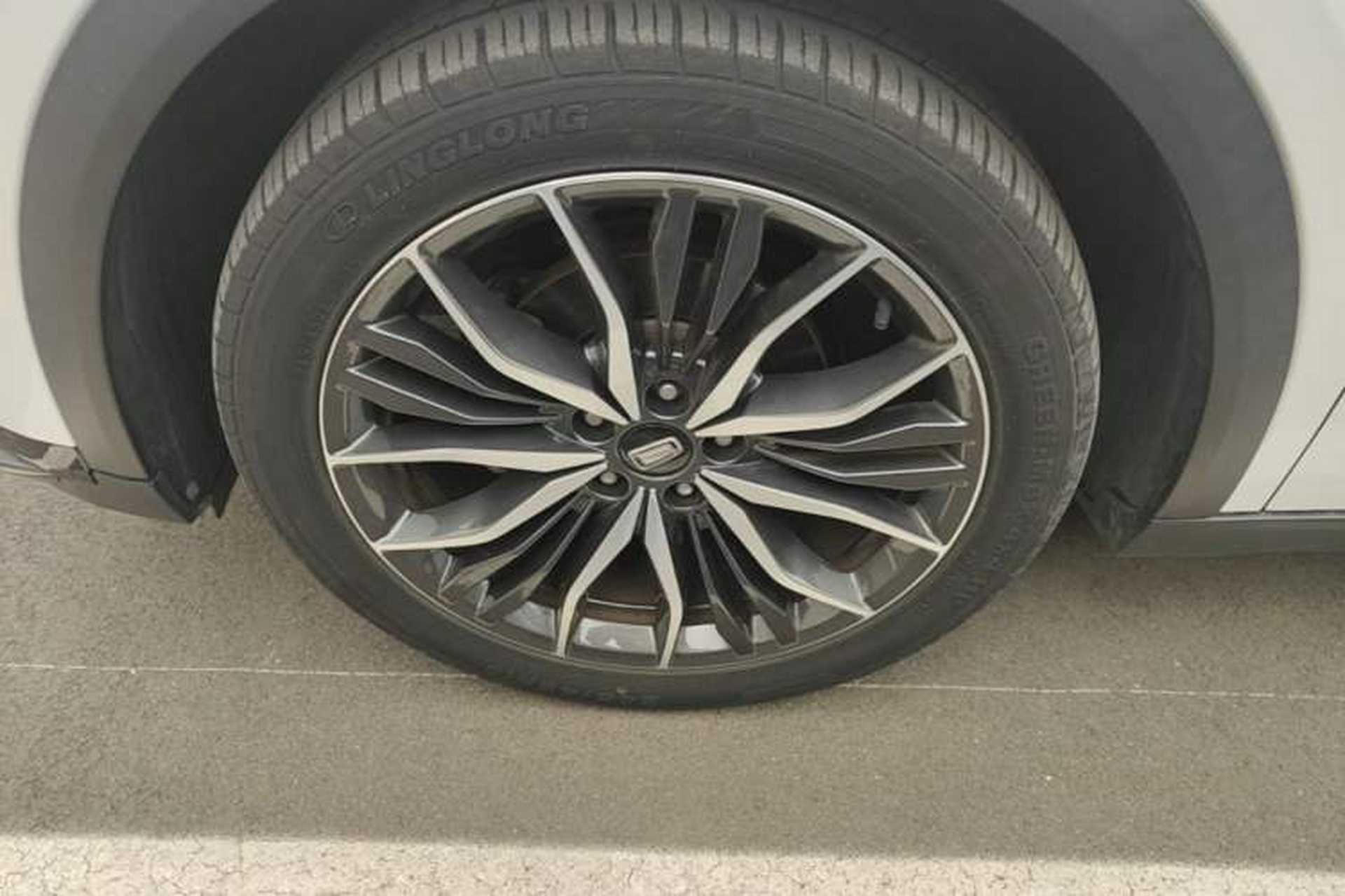 Used Bestune T55 2021 1.5T Automatic Enjoyment · Luxury Edition Left Front Wheel Hub