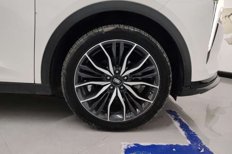 Used Bestune T55 2021 1.5T Automatic Enjoyment & Premium Edition Left Front Wheel Hub