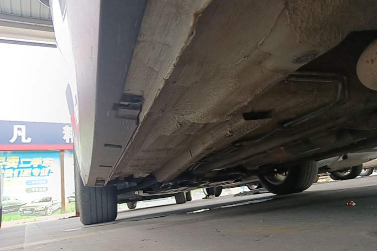 Used Bestune T55 2021 1.5T Automatic Joyful Life Luxury Edition Left Side Sill