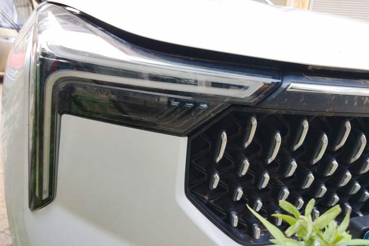 Used Bestune T55 2021 1.5T Automatic Joyful·Prestige Edition Right Front Headlight