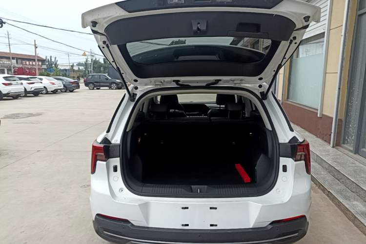 Used Bestune T55 2021 1.5T Automatic Joyful·Prestige Edition Trunk