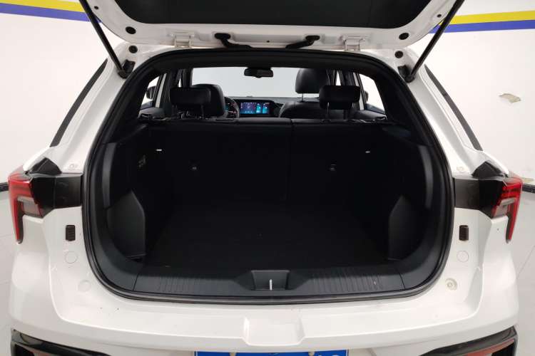 Used Bestune T55 2021 1.5T Automatic Enjoyment & Premium Edition Trunk