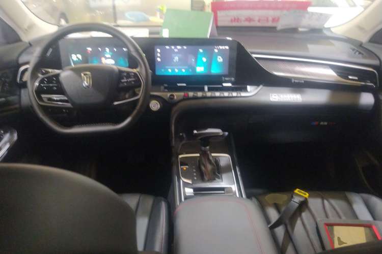 Used Bestune T55 2022 1.5T Automatic Leap Edition Center Console