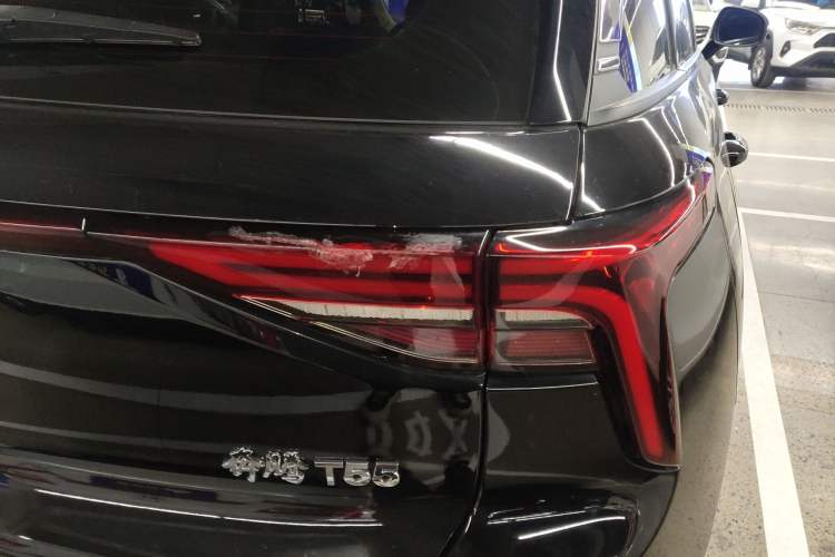 Used Bestune T55 2022 1.5T Automatic Leap Edition Exterior 3
