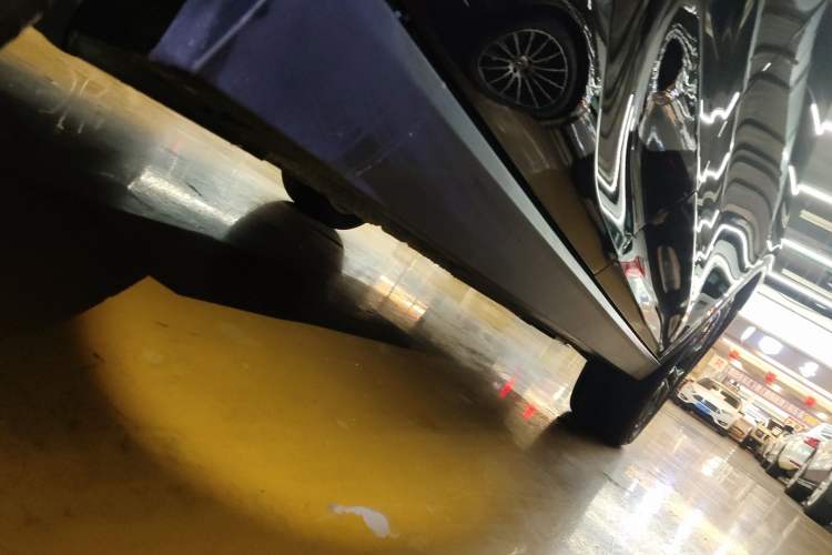 Used Bestune T55 2022 1.5T Automatic Leap Edition Right Side Sill