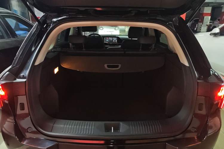 Used Bestune T55 2022 1.5T Automatic Leap Edition Trunk
