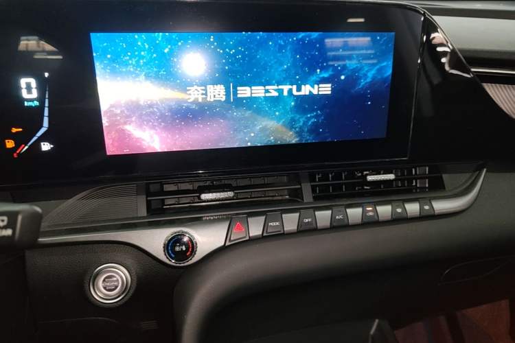 Used Bestune T55 2022 1.5T Automatic Leap Edition Audio And AC Panel
