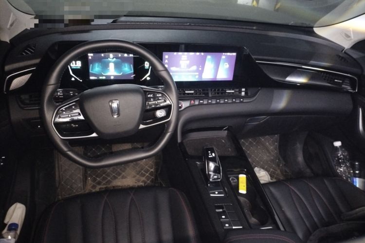 Used Bestune T55 2022 1.5T Automatic Super Leap Edition Center Console