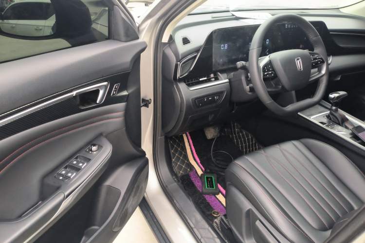 Used Bestune T55 2022 1.5T Automatic Leap Edition Driver Seat