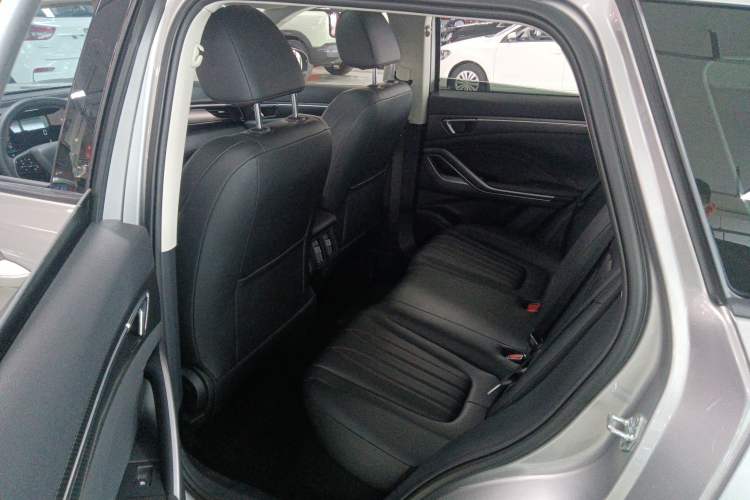 Used Bestune T55 2022 1.5T Automatic Leap Edition Interior 4