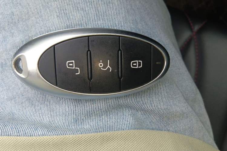 Used Bestune T55 2022 1.5T Automatic Leap Edition Vehicle Key